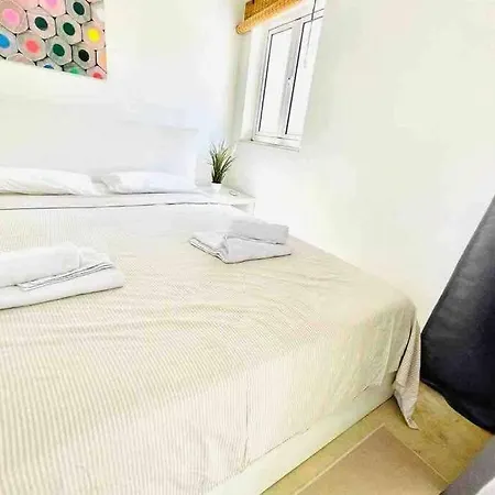 ! Amazing House In Next To The ! * Sliema