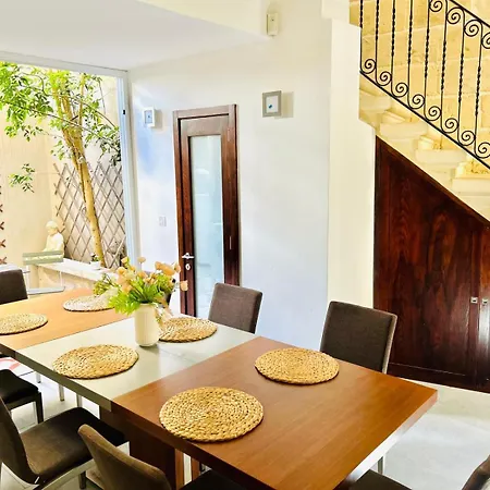 ! Amazing House In Next To The ! * Sliema