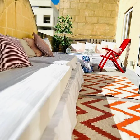 Holiday home ! Amazing House In Next To The ! Sliema