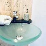 ! Amazing House In Next To The ! Дом отдыха Слима