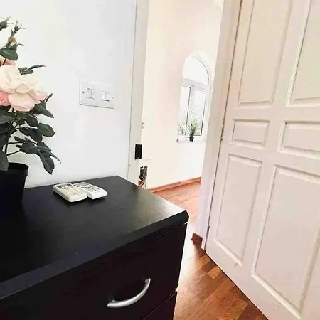 Дом отдыха ! Amazing House In Next To The ! Слима