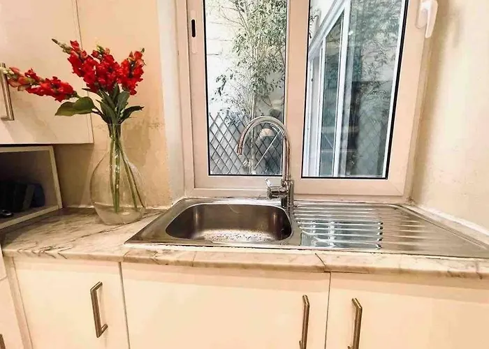 ! Amazing House In Next To The ! * 슬리에마