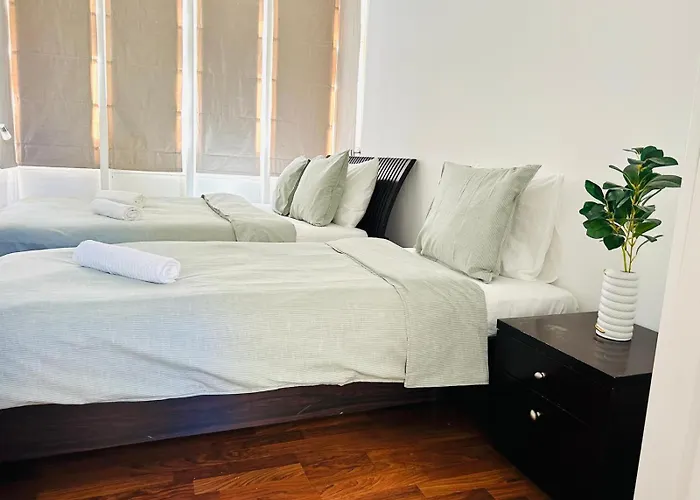 ! Amazing House In Next To The ! 슬리에마