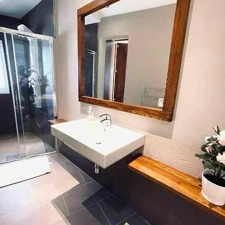 ! Amazing House In Next To The !